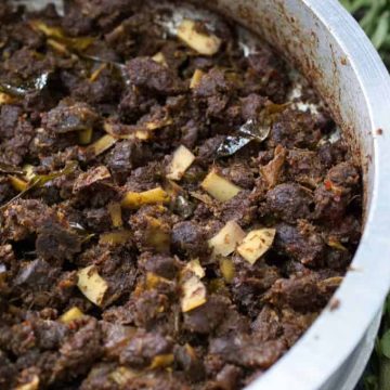 Beef cooked with spices and then stir-fried with coconut slices and curry leaves. This Kerala style beef fry / Beef Ularthiyathu is an easy and delicious appetizer or a great side-dish with rice. Beef Varattiyathu is one of the favorite dishes of Malayalees. An excellent touching for alcohol too